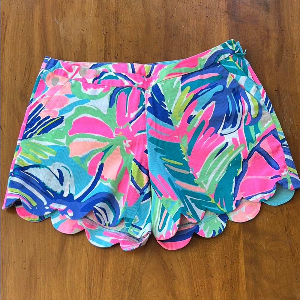 Lilly Pulitzer Women's Scalloped Shorts